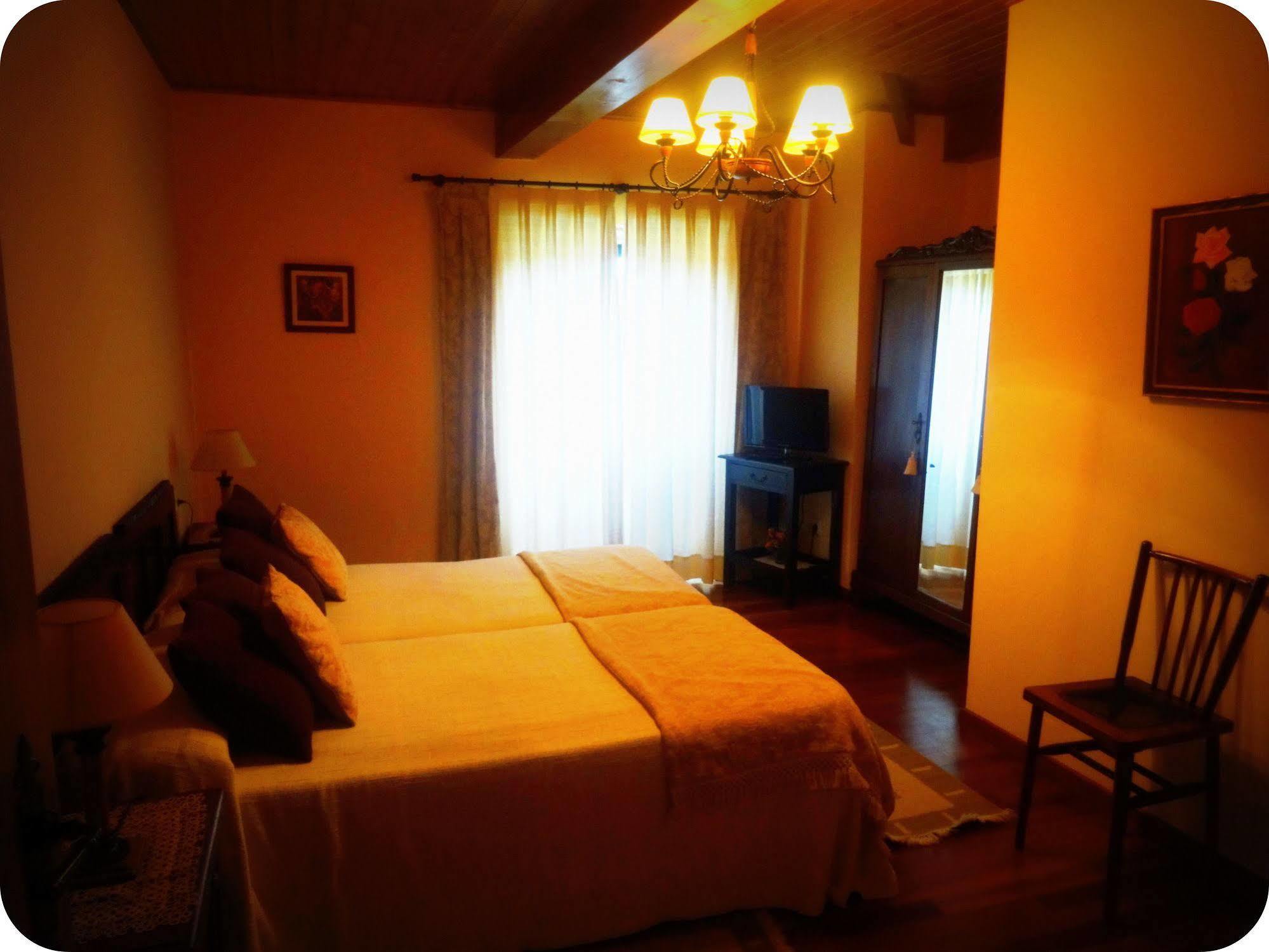Casa De Barreiro Guest House Teijeiro Bagian luar foto